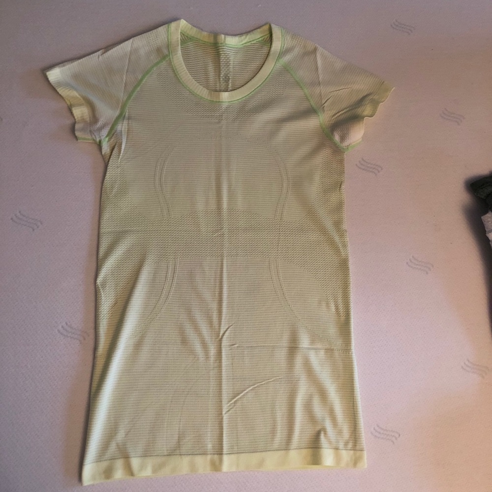 Lululemon Swiftly Tech Tee